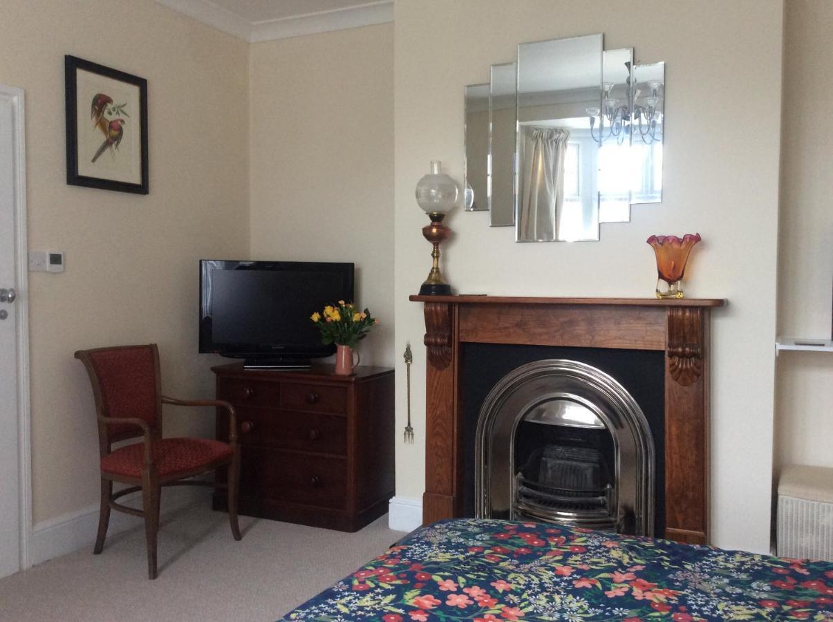 Heatherdene House Corfe Mullen Εξωτερικό φωτογραφία