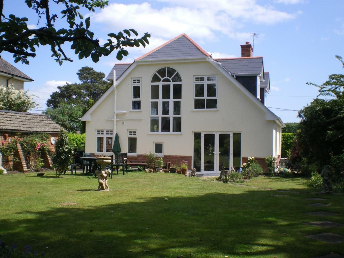 Heatherdene House Corfe Mullen Εξωτερικό φωτογραφία